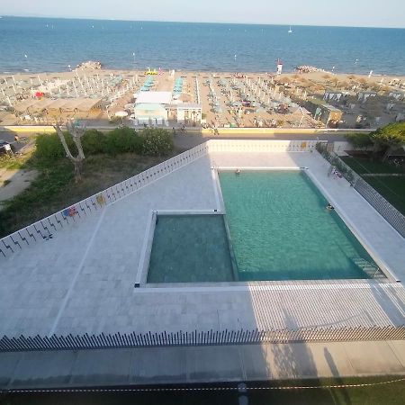 Residenza Al Mare Villa Lignano Sabbiadoro Eksteriør billede